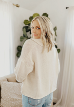 Load image into Gallery viewer, Winter White Chunky Pullover
